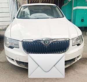 Skoda Superb Elegance AT with Sunroof