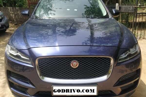 Jaguar F Pace