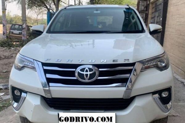 Toyota Fortuner 4x2 (Automatic) Petrol