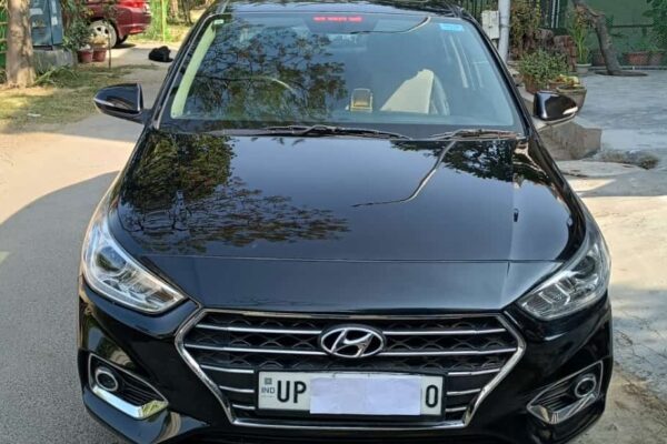 Hyundai Verna Fluidic 1.6 SX Sunroof