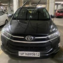 Toyota Innva Crysta G