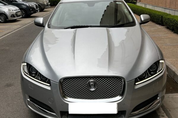 Jaguar XF - 2.2 Luxury