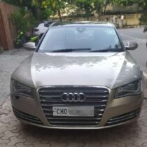 Audi A8 W12