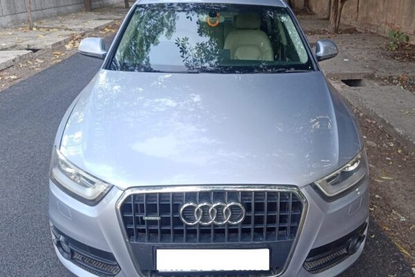 Audi Q3 35 TDI Premium Sunroof