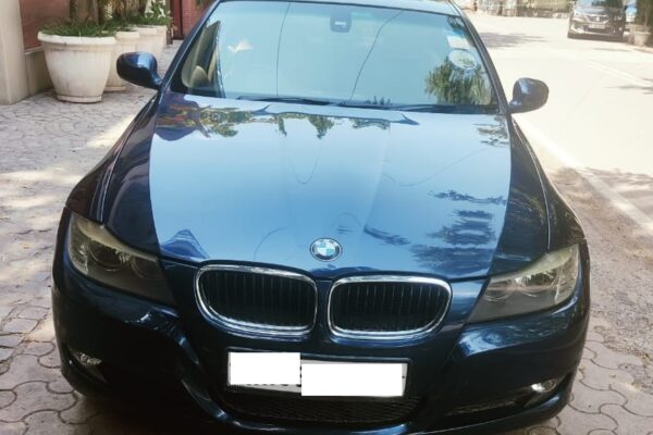 BMW 320i Petrol