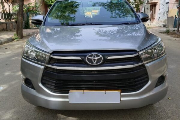 Toyota Innova Crysta G 