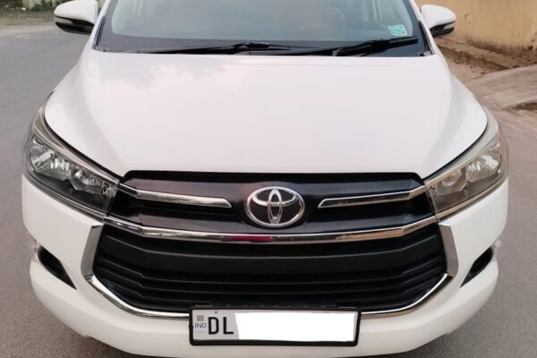 Toyota Innova Crysta 2.7 G (Petrol)