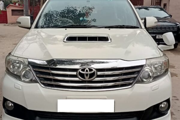 Toyota Fortuner (4x2) Automatic