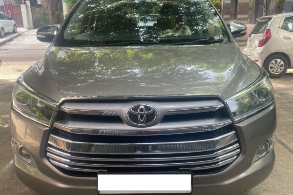 Toyota Innova Crysta 2.8 ZX Automatic