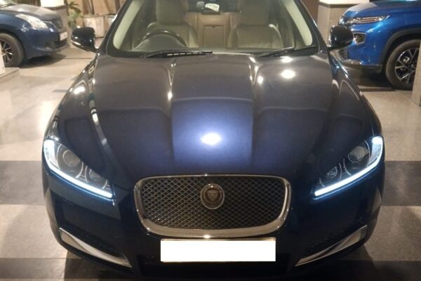 Jaguar XF  2.2 Luxury