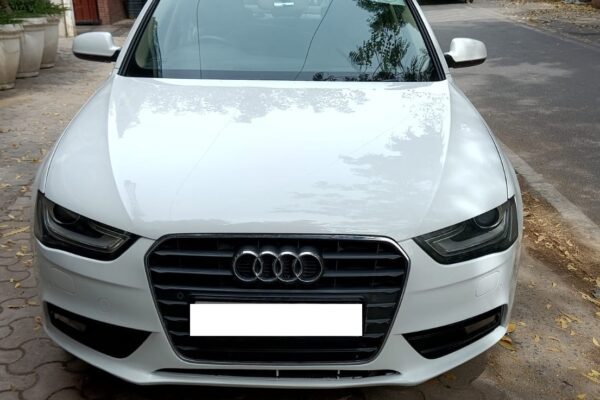 Audi A4 1.8 TFSI Premium Plus (Petrol)