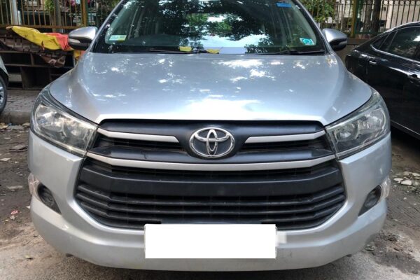 Toyota Innova Crysta 2.7 G (Petrol)
