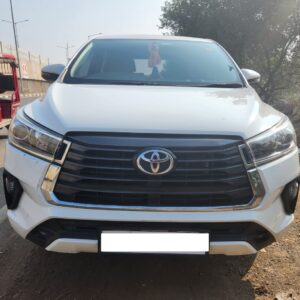 Toyota Innova Crysta VX (Petrol)