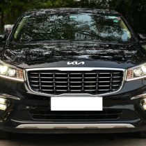 Kia Carnival Prestige