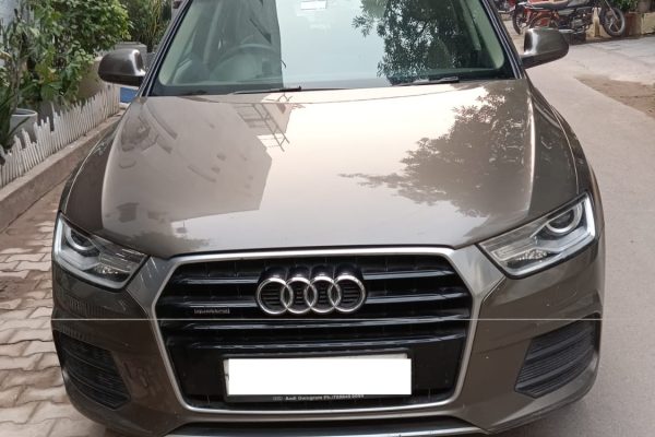 Audi Q 3 - 35 TDI (Quattro) Premium Plus Sunroof