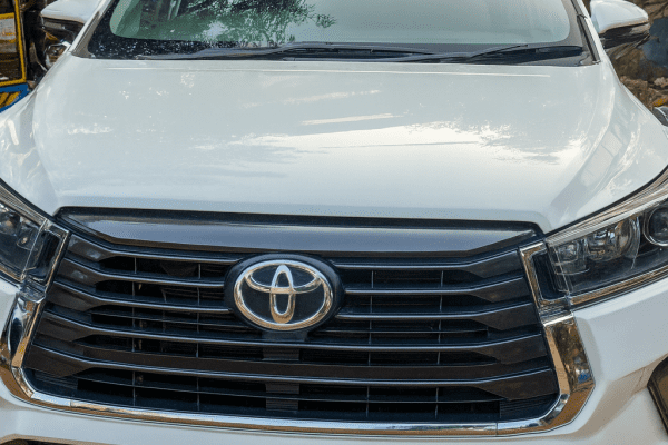 Toyota Innova Crysta V