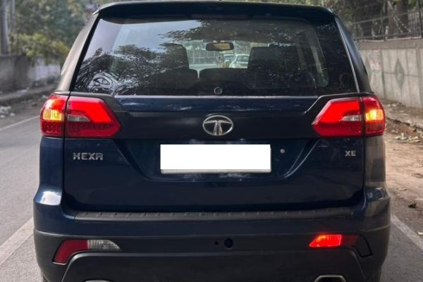 Tata Hexa XE