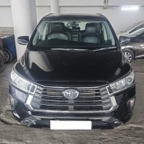 Toyota Innova Crysta V