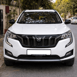 Mahindra XUV 700 AX5 7 Str