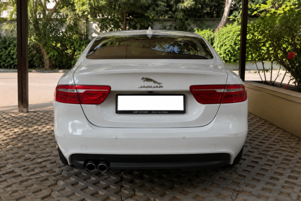 jaguar XE Prestige
