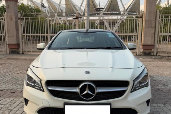 Mercedes Benz CLA 200