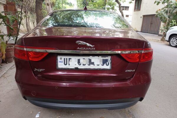 Jaguar XF 20d