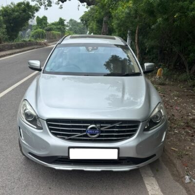 Volvo XC60-D5 AWD AT