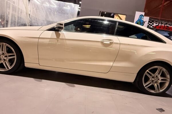 Mercedes Benz E-350 Coupe