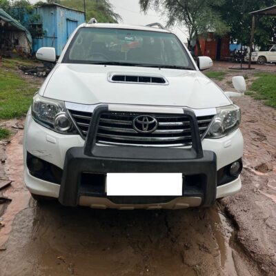Toyota Fortuner 4x2