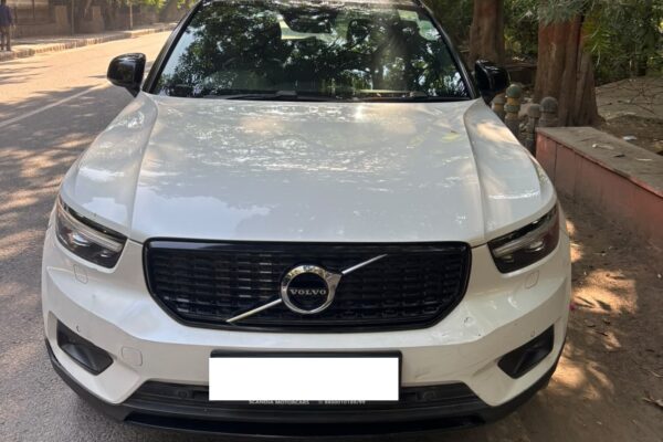 Volvo XC40 (BS6)