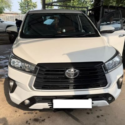 Toyota Innova Crysta GX Automatic